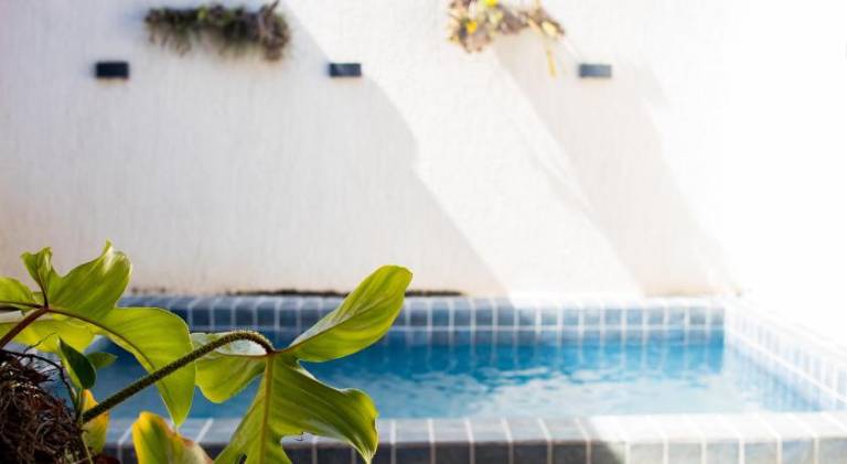 Charming vacation home with hot tub & pool | Pets allowed in São Miguel dos Milagres