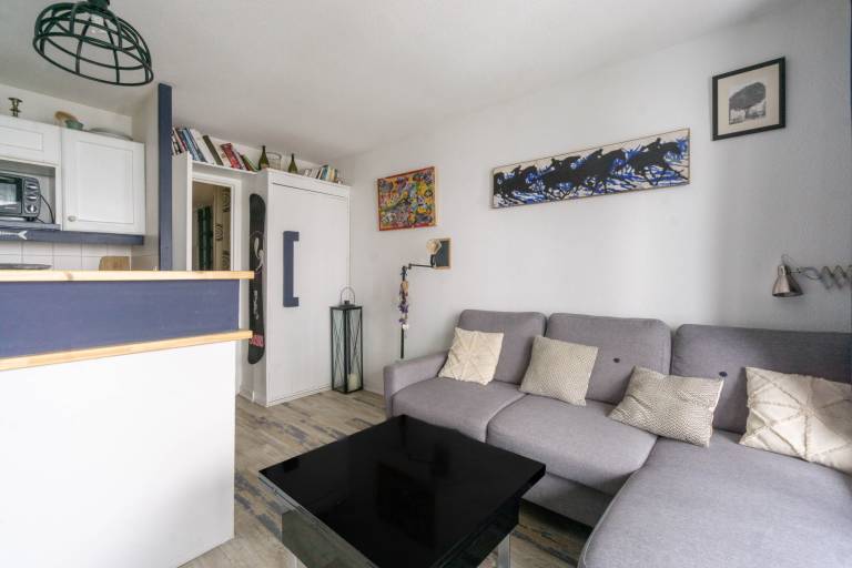 Charming Arc 1800 Apartment with Pool and Stunning View — photo 4
