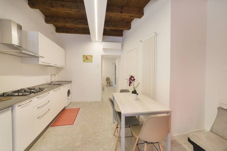Rental apartment with terrace | Near Juliet — photo 3