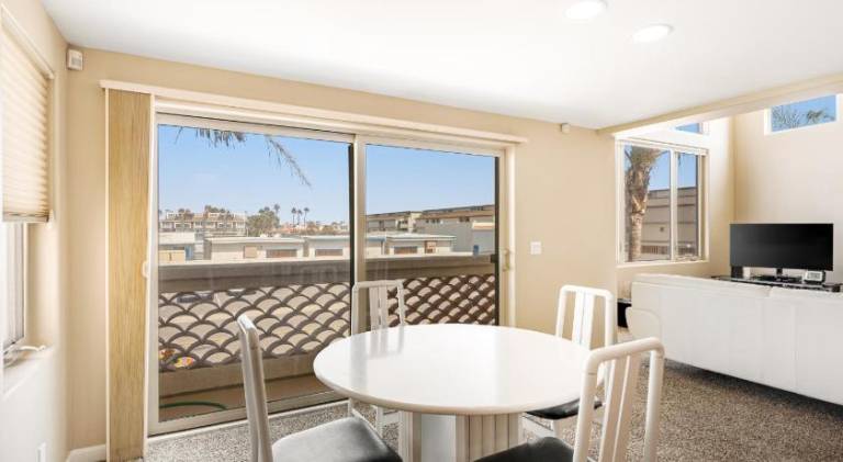 Vacation home with 4 rooms for 8 persons — photo 3