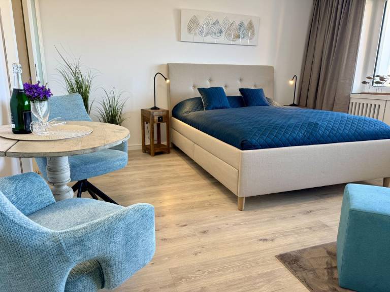 Strandnahes App. mit Balkon, PKW-Stellplatz, WLAN. Haustiere erlaubt. in Sylt