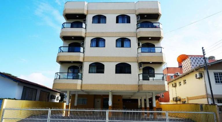 Apartment with grill in Bombinhas