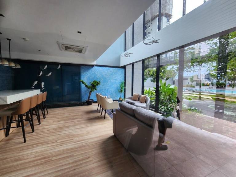 House with hot tub, yard & pool | Perfect for remote work — photo 2