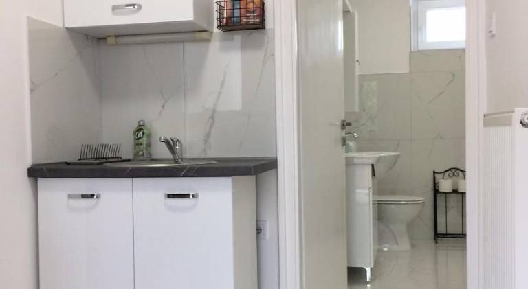 Apartman  Őcsény