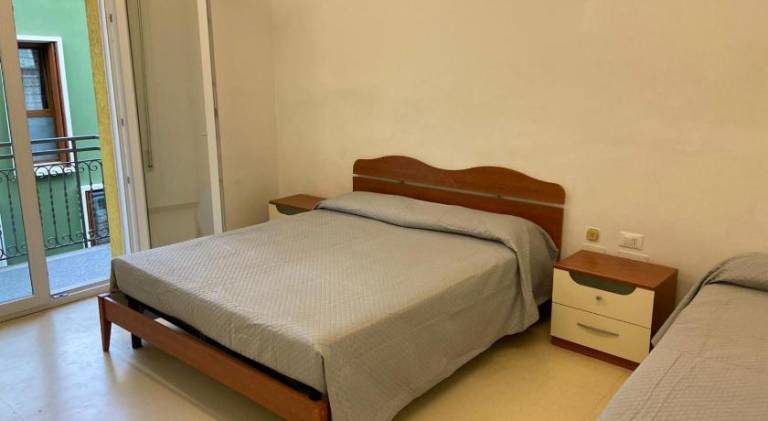 Apartment with 2 rooms for 5 persons — photo 4