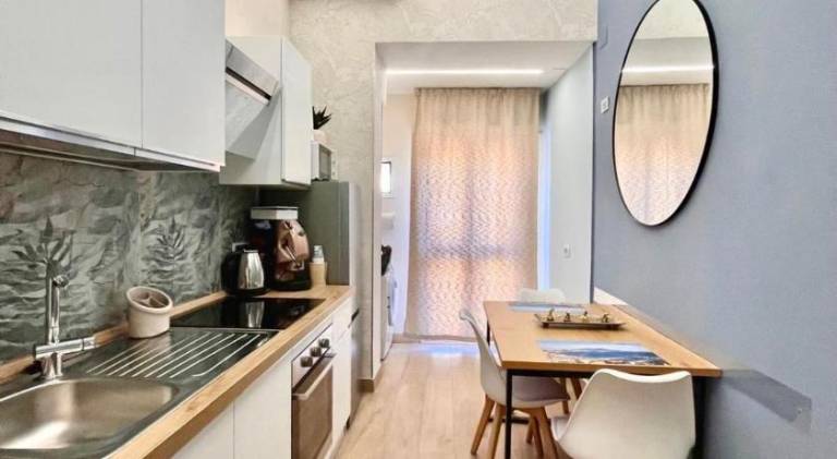 House with patio | Perfect for remote work — photo 5