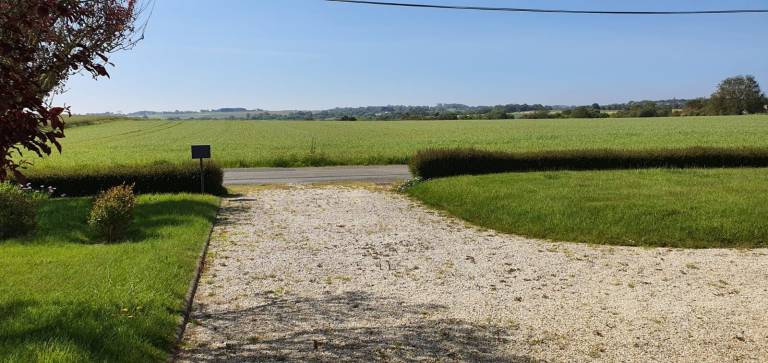 Family-friendly villa with BBQ, garden & patio | Nature view | Pet-friendly — photo 2