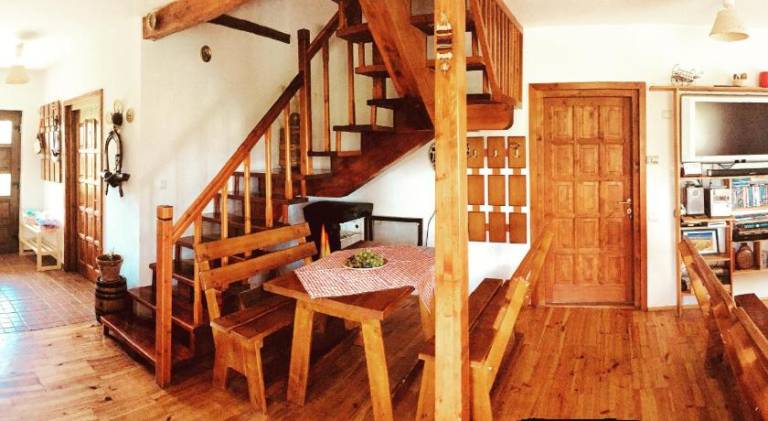 Villa with terrace, yard & BBQ in Brasov