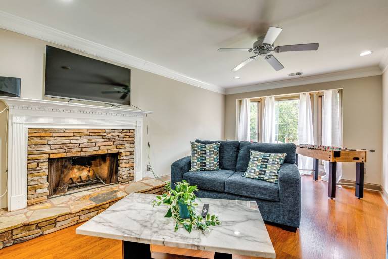 House  Acworth