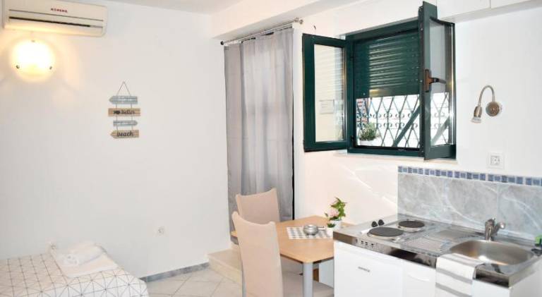 Holiday apartment with patio | Near Diocletian's Palace — photo 2
