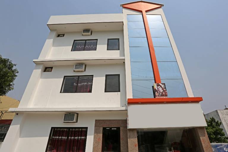 OYO 14920 NEELKANTH GUEST HOUSE