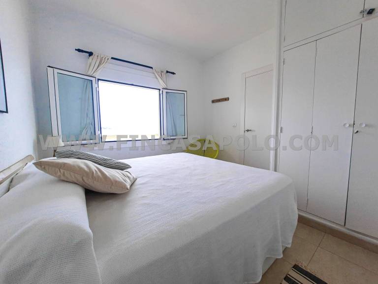 Holiday apartment with terrace | Beach view — photo 4