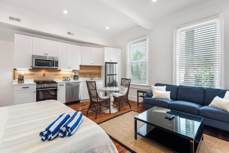 Apartment Cannonborough Elliotborough