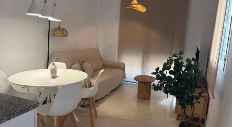 Holiday apartment with pool — photo 5