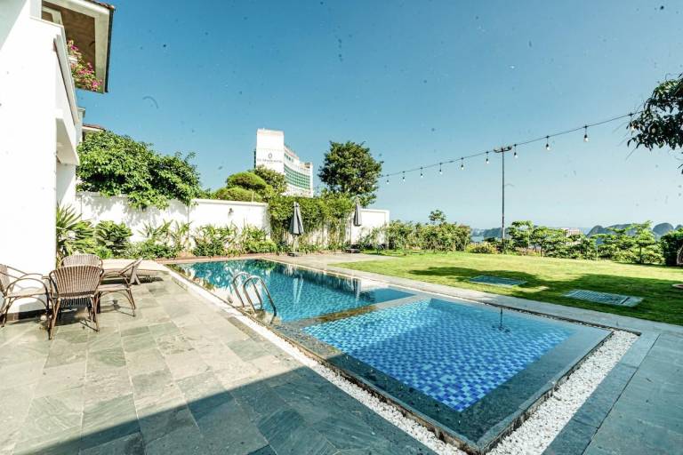 Villa with pool, jacuzzi & BBQ | Water view | Suitable for remote work | Dogs allowed — photo 5