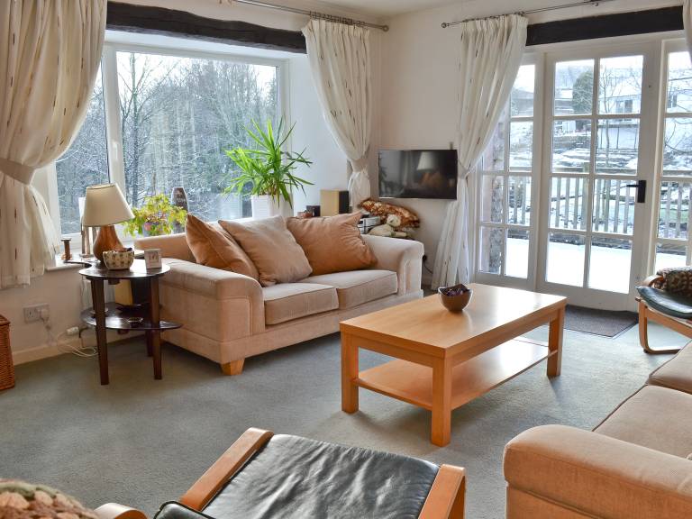 Family-friendly wonderful cottage with garden | River view | Pets allowed — photo 3