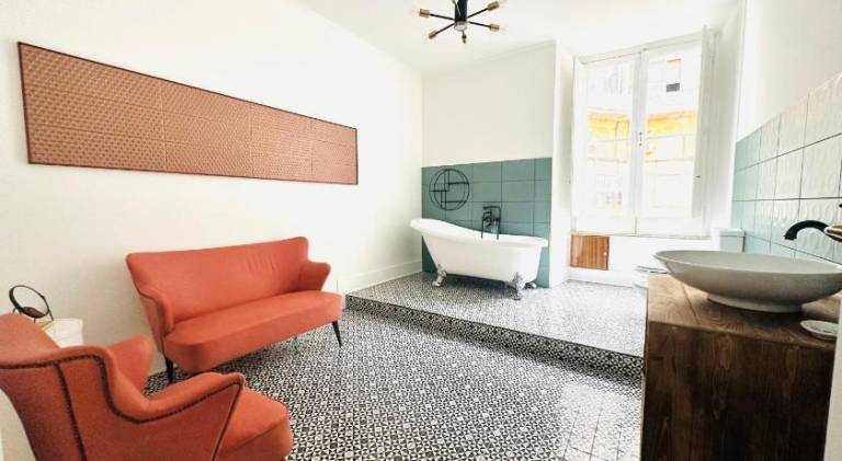Family-friendly big apartment | Close to Piazza del Plebiscito | Suitable for remote work | Pet-friendly — photo 2