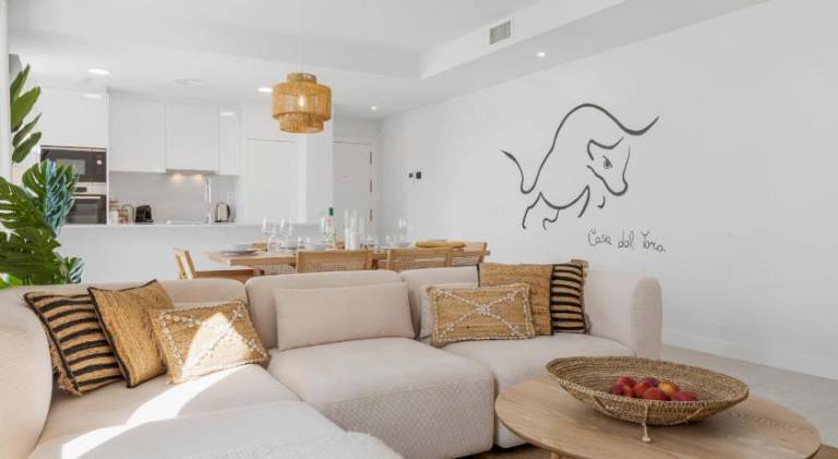 Fully equipped rental apartment with pool, yard & patio | Pets are welcome in Estepona