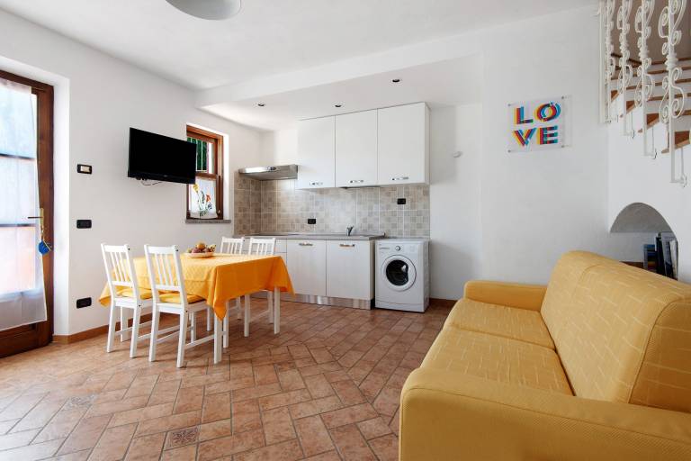 Holiday Home 'L'Appartamentino Di Giulia' / La Pila-Marina di Campo / Wi-Fi and Air Conditioning — photo 5