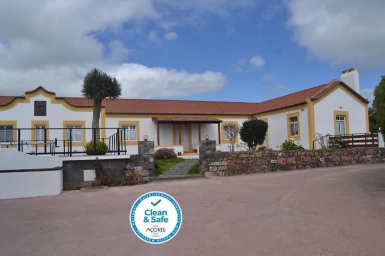 Dom  Ponta Delgada