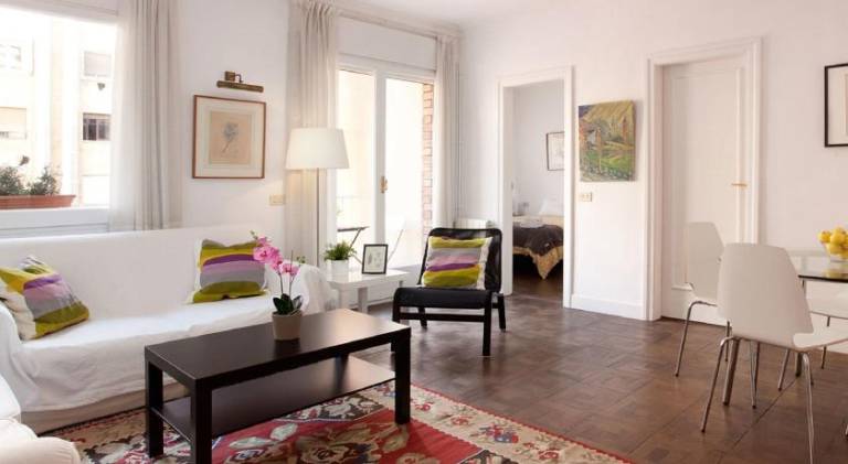 Rental apartment with 3 rooms for 6 persons in Barcelona