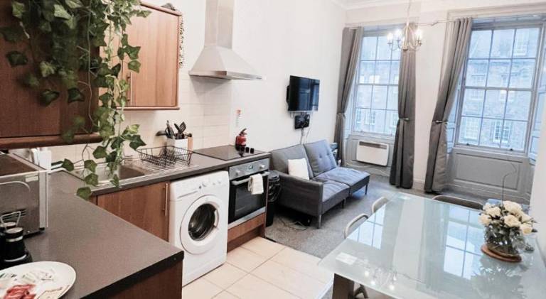 Apartment | Near Edinburgh Castle — photo 3
