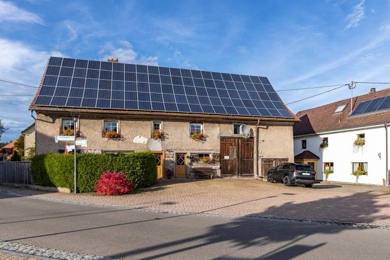 Cottage 'Schwarzwald - Ferienhaus In' with Private Terrace and Wi-Fi in Donaueschingen