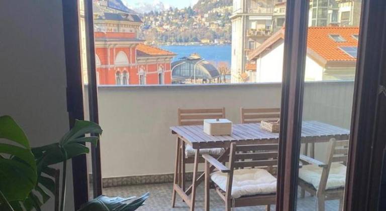 Apartment with jacuzzi | Close to Como Cathedral | Pets are welcome — photo 5