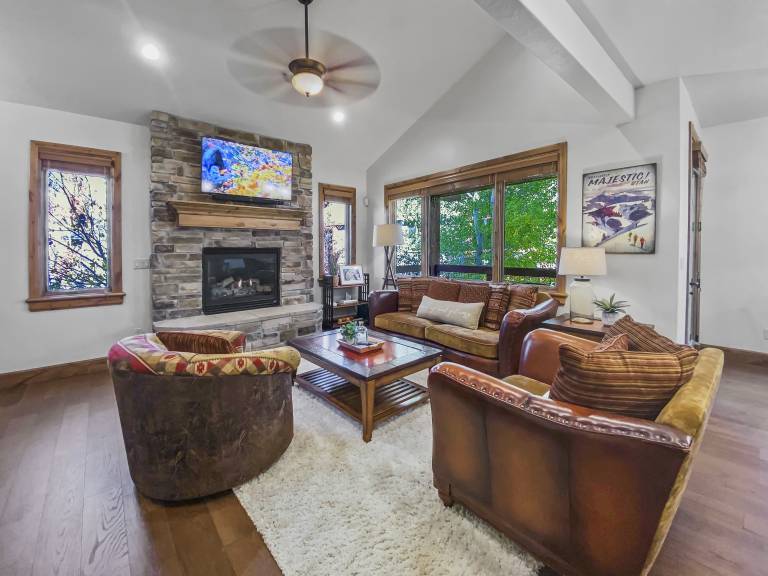 1271 Mountain Getaway at Jordanelle