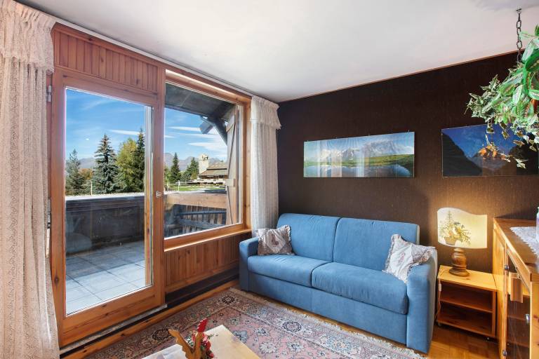 Fully equipped lovely holiday apartment with garden & patio | Mountain view | Ski nearby | Pet-friendly — photo 2