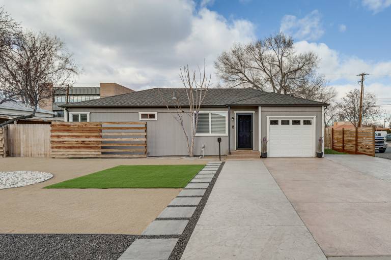 2 Mi to Reno Convention Center: Modern Home + Yard in Reno, NV