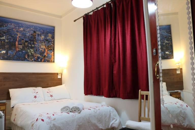 Accommodation Pembury