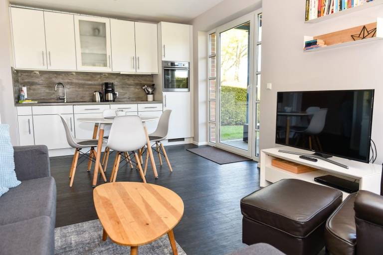 Fully equipped rental apartment with patio | Pets are welcome — photo 3