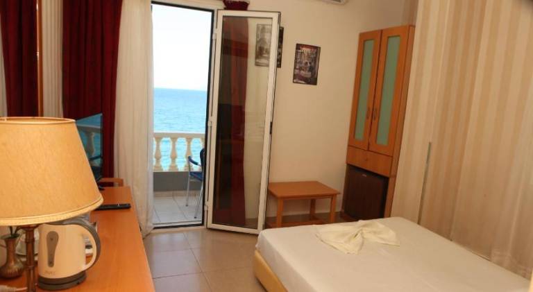 Seaside Hotel — photo 2
