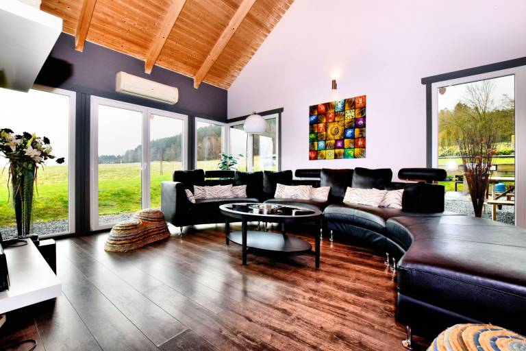 Family-oriented wonderful villa with sauna, barbeque & yard | Nature view | Pets allowed — photo 3