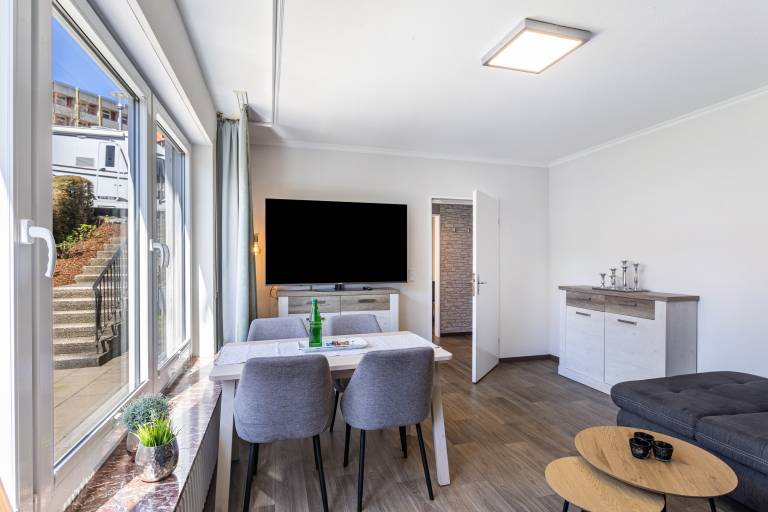 Holiday Apartments Löwenstein FeWo 1 with Private Terrace & Garden and Wi-Fi — photo 4
