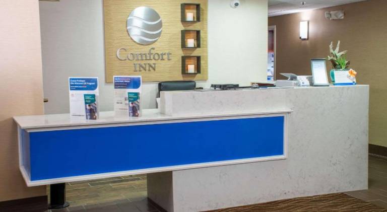 Comfort Inn Dickson — photo 4