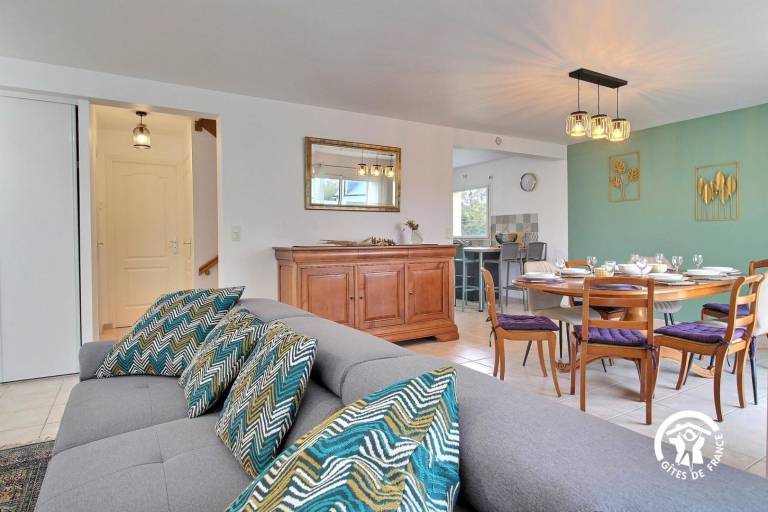 Gite with BBQ, garden & patio | Pet-friendly — photo 3