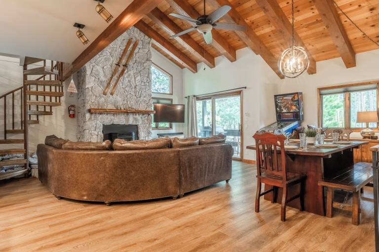 House Mammoth Lakes