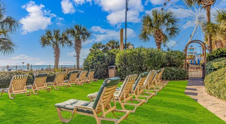 Relaxing Oceanfront Condo - Holiday Pavilion 211 — photo 5