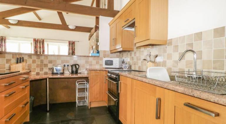 House with 2 rooms for 4 persons — photo 4