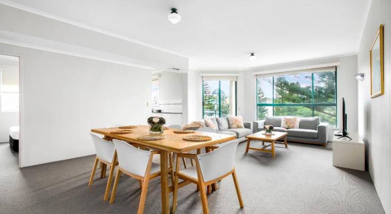 Appartement met hotelvoorzieningen Bronte