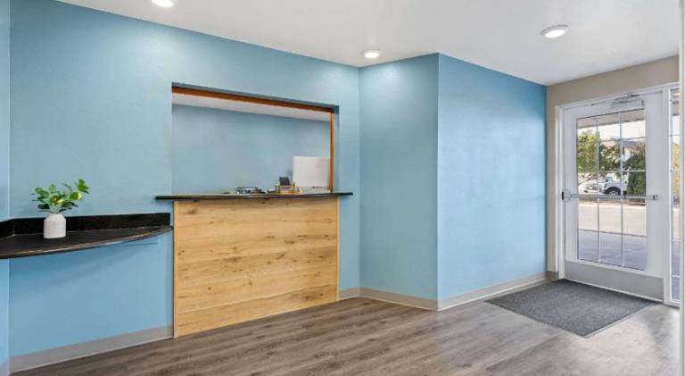 WoodSpring Suites Hobbs — photo 2