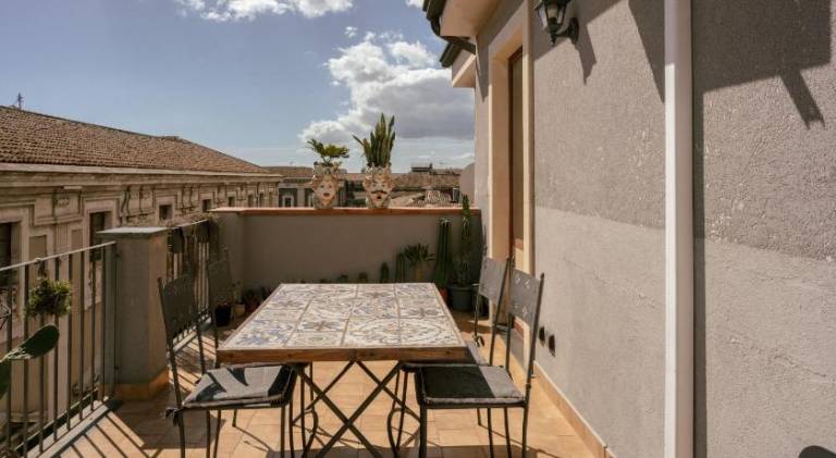 Tetti & Chiese - Authentic Sicilian Rooftop in Catania
