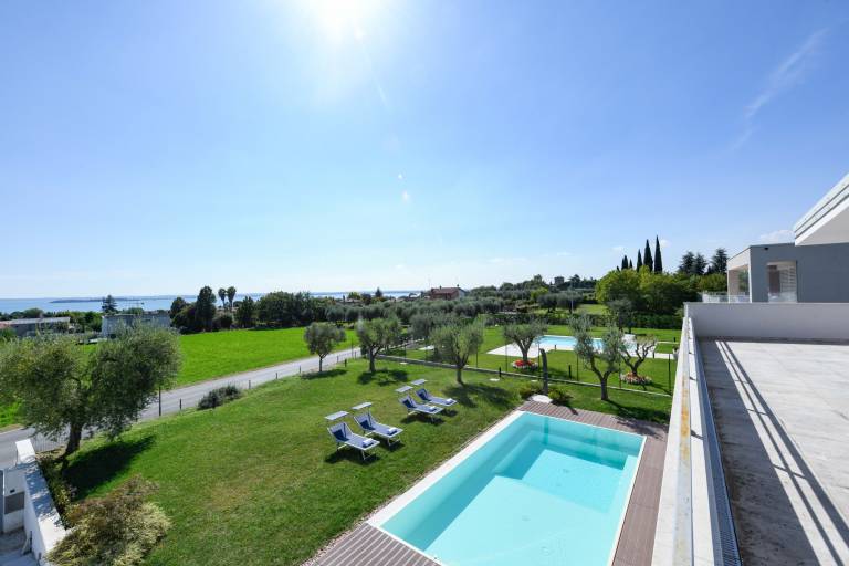 Villa with garden, patio & private pool — photo 2