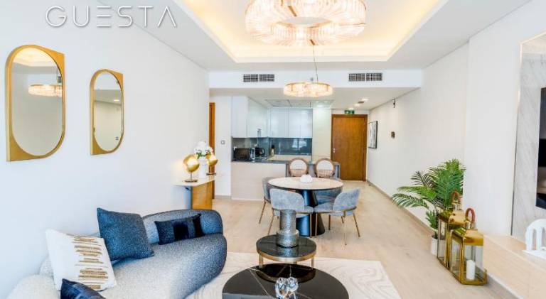 Azizi Mina The Palm, Free beach and pool access — photo 4