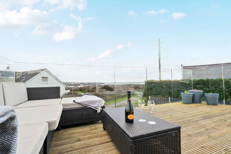 Cottage with garden | Beach view — photo 3