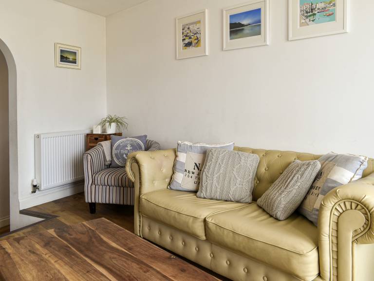 Child-friendly wonderful cottage with yard | River view | Beach nearby | Pet-friendly — photo 3