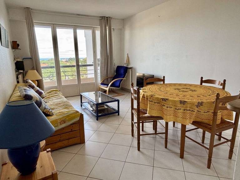 Holiday apartment with 2 rooms for 6 persons — photo 3