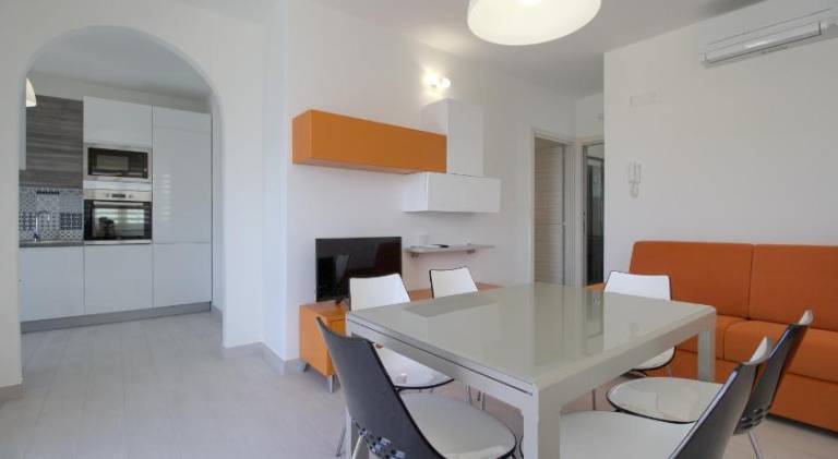 Pleasant house with patio | Pets allowed — photo 4